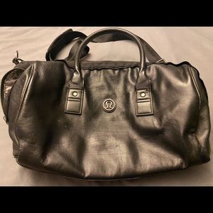 Lululemon duffel bag